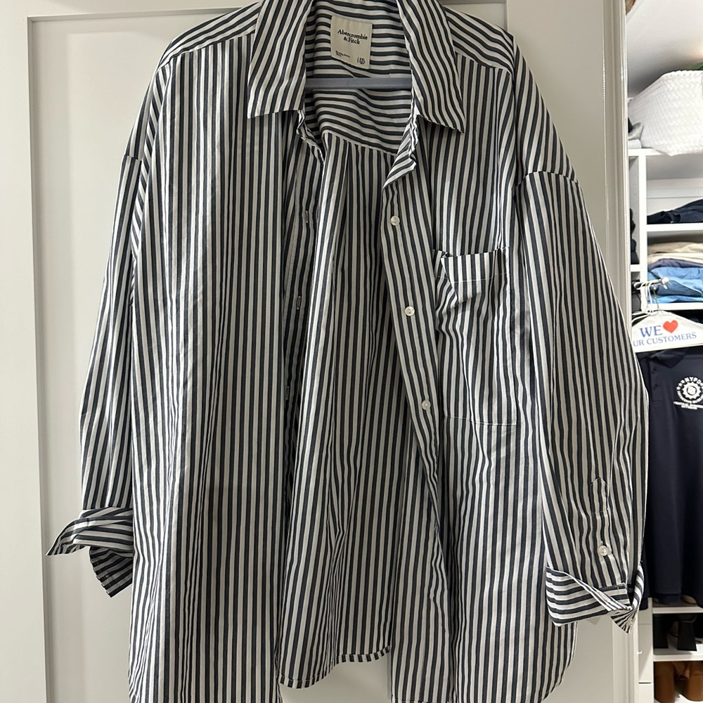 Abercrombie Oversixed T shirt